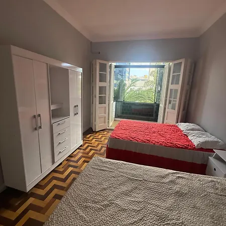Quarto Com Banheiro Privativo